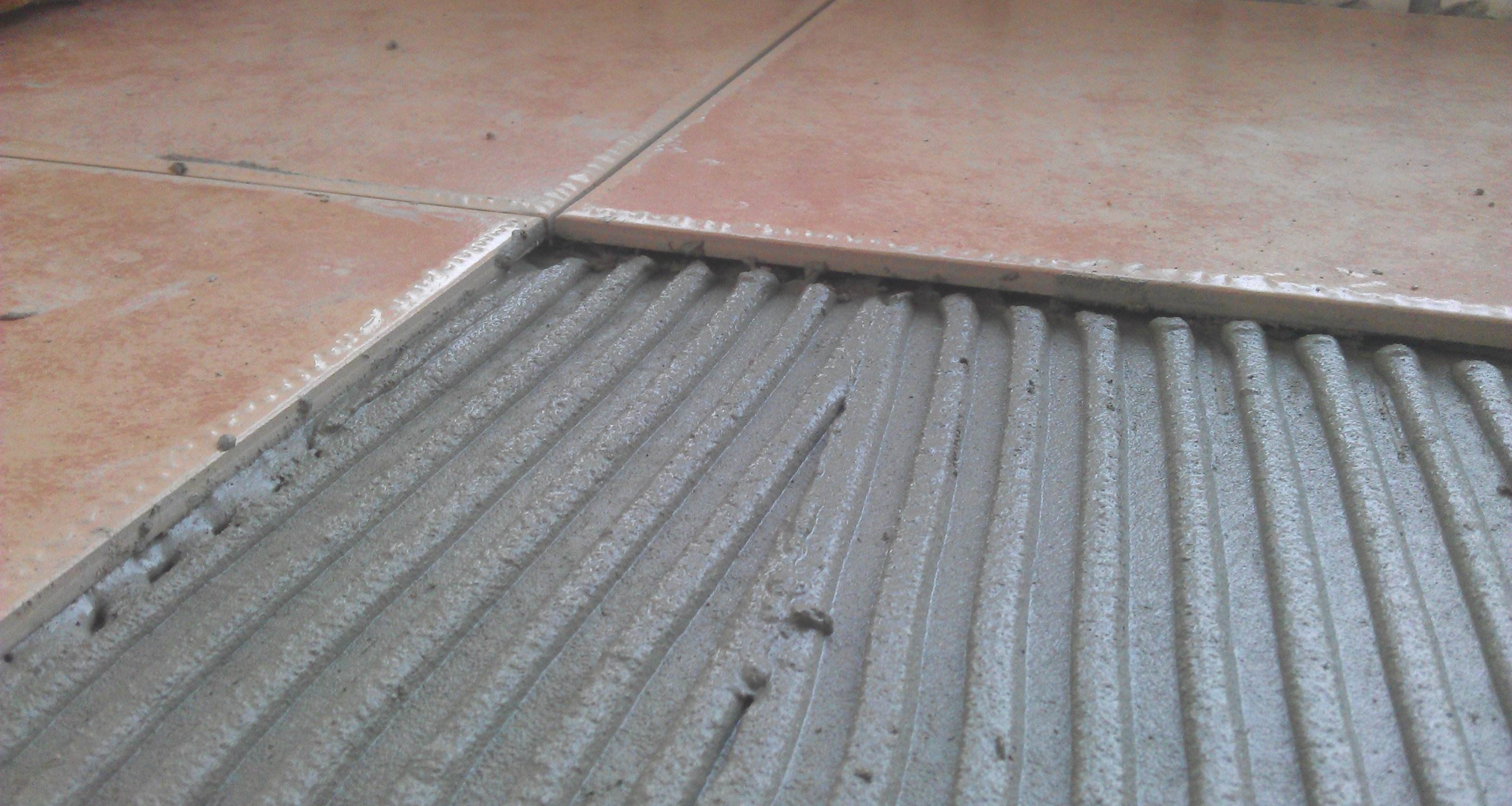 免背膠瓷磚膠優勢在哪，為什么選擇這款瓷磚膠加盟